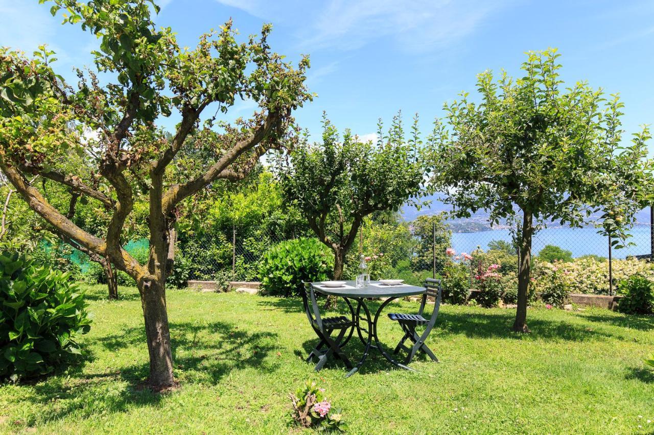 Casa Lilla - Lakeview Large Apartments With Garden Above Stresa Kültér fotó